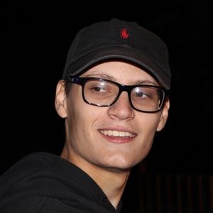 Meet your Posher, Brandon